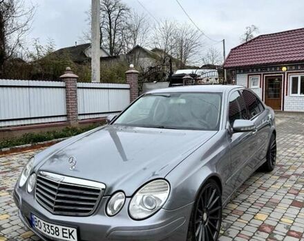 Серый Мерседес Е-Класс, объемом двигателя 2.2 л и пробегом 161 тыс. км за 9599 $, фото 1 на Automoto.ua