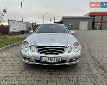 Сірий Мерседес Е-Клас, об'ємом двигуна 2.2 л та пробігом 253 тис. км за 8700 $, фото 1 на Automoto.ua
