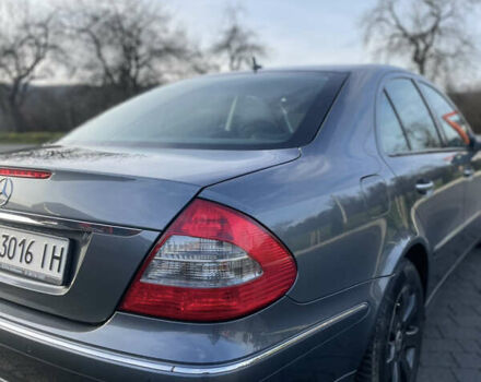 Серый Мерседес Е-Класс, объемом двигателя 2.15 л и пробегом 249 тыс. км за 13100 $, фото 23 на Automoto.ua