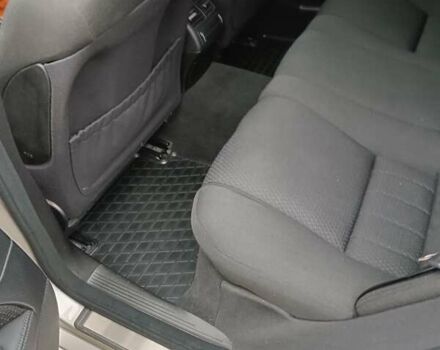 Серый Мерседес Е-Класс, объемом двигателя 2.15 л и пробегом 259 тыс. км за 10400 $, фото 22 на Automoto.ua