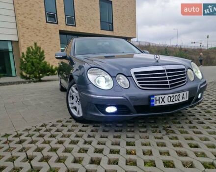 Серый Мерседес Е-Класс, объемом двигателя 1.8 л и пробегом 256 тыс. км за 8600 $, фото 8 на Automoto.ua