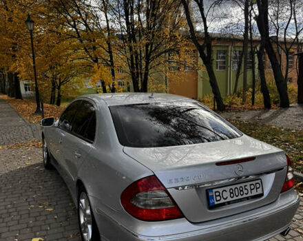 Мерседес Е-Клас 2008 у Львові на Automoto.ua Сірий Мерседес Е-Клас, об'ємом двигуна 2.99 л та пробігом 319 тис. км за 11500 $, фото 15 на Automoto.ua