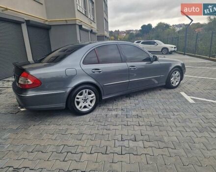 Сірий Мерседес Е-Клас, об'ємом двигуна 1.8 л та пробігом 257 тис. км за 7800 $, фото 5 на Automoto.ua