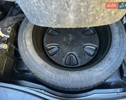 Серый Мерседес Е-Класс, объемом двигателя 2.2 л и пробегом 258 тыс. км за 11999 $, фото 36 на Automoto.ua