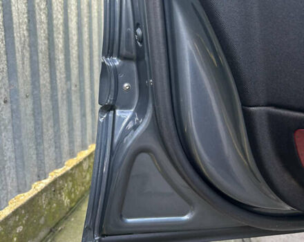 Серый Мерседес Е-Класс, объемом двигателя 2.15 л и пробегом 249 тыс. км за 13100 $, фото 62 на Automoto.ua