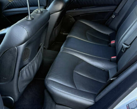 Серый Мерседес Е-Класс, объемом двигателя 3 л и пробегом 240 тыс. км за 15000 $, фото 15 на Automoto.ua