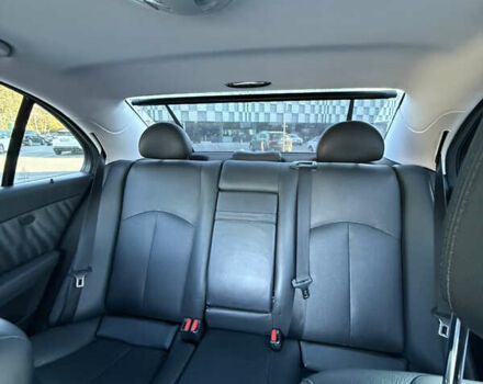 Серый Мерседес Е-Класс, объемом двигателя 3 л и пробегом 240 тыс. км за 15000 $, фото 28 на Automoto.ua