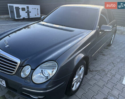 Сірий Мерседес Е-Клас, об'ємом двигуна 2.15 л та пробігом 502 тис. км за 8700 $, фото 7 на Automoto.ua