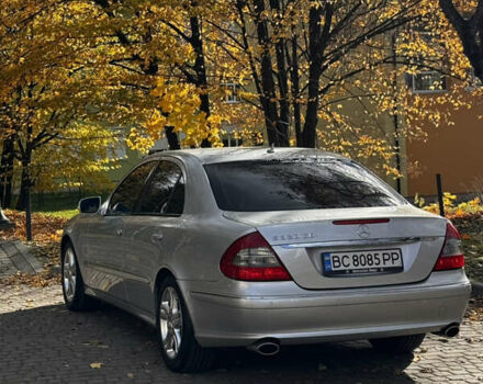 Мерседес Е-Клас 2008 у Львові на Automoto.ua Сірий Мерседес Е-Клас, об'ємом двигуна 2.99 л та пробігом 319 тис. км за 11500 $, фото 13 на Automoto.ua