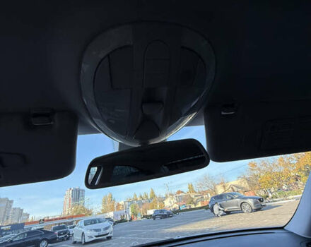 Серый Мерседес Е-Класс, объемом двигателя 3 л и пробегом 240 тыс. км за 15000 $, фото 26 на Automoto.ua