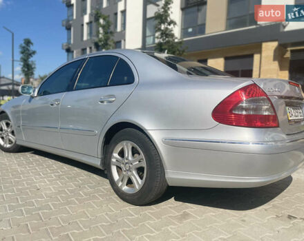 Сірий Мерседес Е-Клас, об'ємом двигуна 1.8 л та пробігом 219 тис. км за 7800 $, фото 8 на Automoto.ua