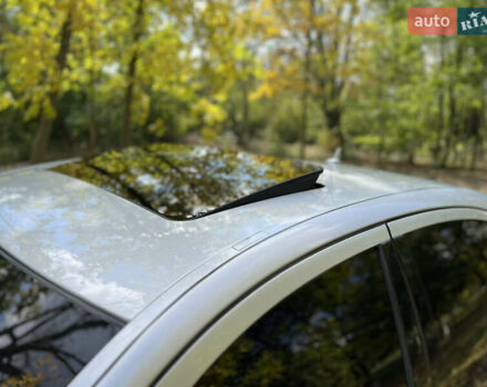 Серый Мерседес Е-Класс, объемом двигателя 2.2 л и пробегом 345 тыс. км за 11300 $, фото 5 на Automoto.ua