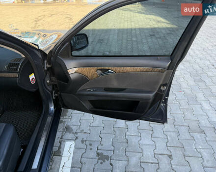 Сірий Мерседес Е-Клас, об'ємом двигуна 2.15 л та пробігом 502 тис. км за 8700 $, фото 35 на Automoto.ua