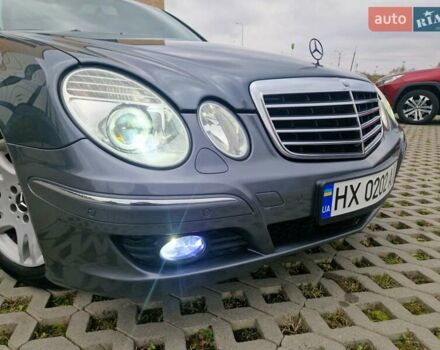 Серый Мерседес Е-Класс, объемом двигателя 1.8 л и пробегом 256 тыс. км за 8600 $, фото 18 на Automoto.ua