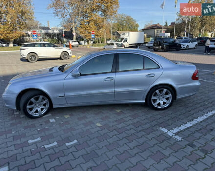 Серый Мерседес Е-Класс, объемом двигателя 3 л и пробегом 240 тыс. км за 15000 $, фото 6 на Automoto.ua