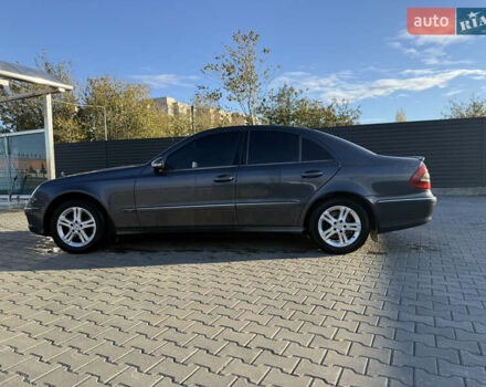 Сірий Мерседес Е-Клас, об'ємом двигуна 2.15 л та пробігом 502 тис. км за 8700 $, фото 12 на Automoto.ua