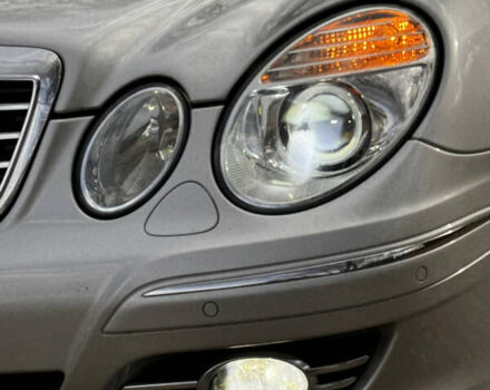 Мерседес Е-Клас 2008 у Львові на Automoto.ua Сірий Мерседес Е-Клас, об'ємом двигуна 2.99 л та пробігом 319 тис. км за 11500 $, фото 6 на Automoto.ua