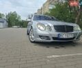 Сірий Мерседес Е-Клас, об'ємом двигуна 2.99 л та пробігом 386 тис. км за 8900 $, фото 20 на Automoto.ua