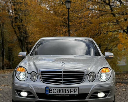 Мерседес Е-Клас 2008 у Львові на Automoto.ua Сірий Мерседес Е-Клас, об'ємом двигуна 2.99 л та пробігом 319 тис. км за 11500 $, фото 10 на Automoto.ua