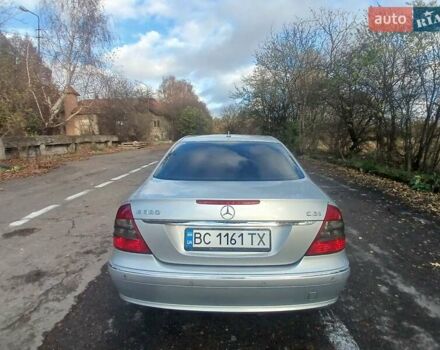 Серый Мерседес Е-Класс, объемом двигателя 3 л и пробегом 382 тыс. км за 10550 $, фото 9 на Automoto.ua
