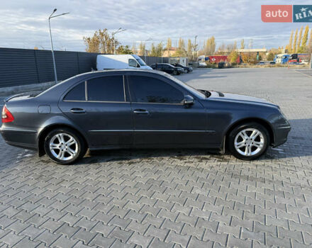 Сірий Мерседес Е-Клас, об'ємом двигуна 2.15 л та пробігом 502 тис. км за 8700 $, фото 13 на Automoto.ua