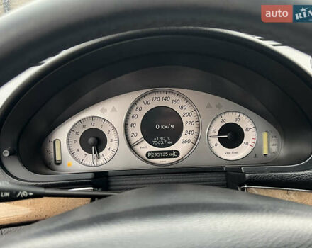 Мерседес Е-Клас 2008 у Костополе на Automoto.ua Сірий Мерседес Е-Клас, об'ємом двигуна 3 л та пробігом 295 тис. км за 11000 $, фото 14 на Automoto.ua