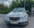 Сірий Мерседес Е-Клас, об'ємом двигуна 3 л та пробігом 227 тис. км за 9700 $, фото 2 на Automoto.ua
