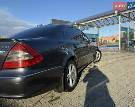 Сірий Мерседес Е-Клас, об'ємом двигуна 2.15 л та пробігом 502 тис. км за 8700 $, фото 15 на Automoto.ua