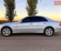 Серый Мерседес Е-Класс, объемом двигателя 2.1 л и пробегом 260 тыс. км за 8999 $, фото 9 на Automoto.ua