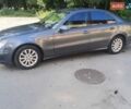 Серый Мерседес Е-Класс, объемом двигателя 2.2 л и пробегом 400 тыс. км за 9200 $, фото 1 на Automoto.ua