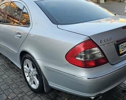 Сірий Мерседес Е-Клас, об'ємом двигуна 3 л та пробігом 173 тис. км за 9900 $, фото 3 на Automoto.ua