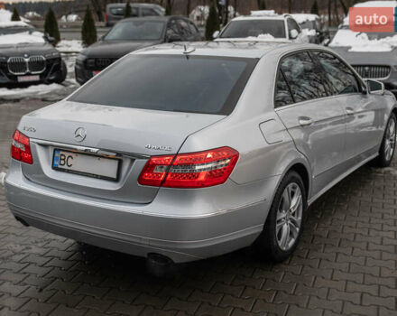 Серый Мерседес Е-Класс, объемом двигателя 3.5 л и пробегом 139 тыс. км за 15500 $, фото 14 на Automoto.ua
