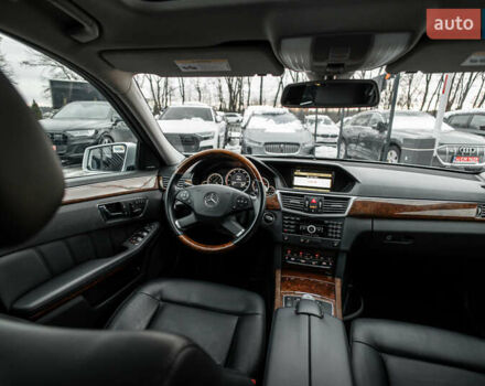 Серый Мерседес Е-Класс, объемом двигателя 3.5 л и пробегом 139 тыс. км за 15500 $, фото 21 на Automoto.ua