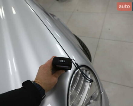 Сірий Мерседес Е-Клас, об'ємом двигуна 2.2 л та пробігом 194 тис. км за 14899 $, фото 104 на Automoto.ua