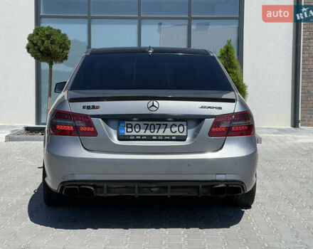 Серый Мерседес Е-Класс, объемом двигателя 2.14 л и пробегом 303 тыс. км за 16300 $, фото 13 на Automoto.ua