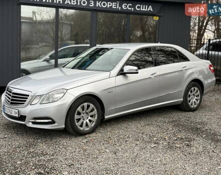 Сірий Мерседес Е-Клас, об'ємом двигуна 3 л та пробігом 228 тис. км за 18000 $, фото 1 на Automoto.ua