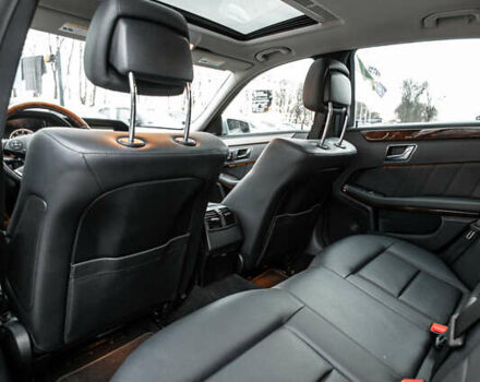 Серый Мерседес Е-Класс, объемом двигателя 3.5 л и пробегом 139 тыс. км за 15500 $, фото 41 на Automoto.ua