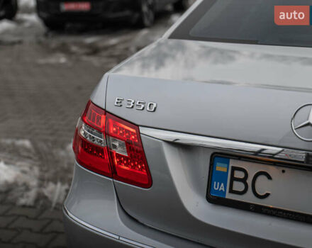 Серый Мерседес Е-Класс, объемом двигателя 3.5 л и пробегом 139 тыс. км за 15500 $, фото 15 на Automoto.ua