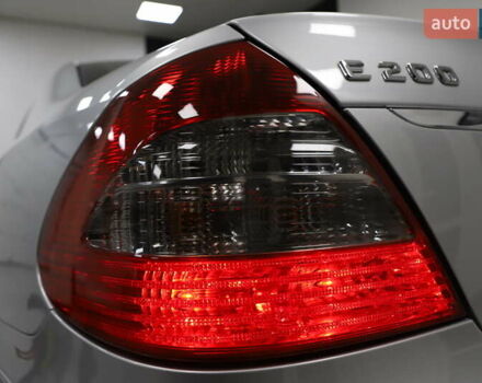 Сірий Мерседес Е-Клас, об'ємом двигуна 2.2 л та пробігом 194 тис. км за 14899 $, фото 50 на Automoto.ua