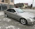 Сірий Мерседес Е-Клас, об'ємом двигуна 3 л та пробігом 380 тис. км за 4433 $, фото 1 на Automoto.ua