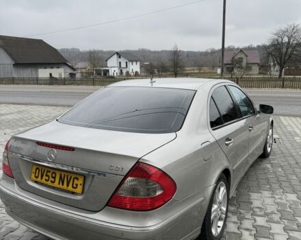 Сірий Мерседес Е-Клас, об'ємом двигуна 3 л та пробігом 380 тис. км за 4433 $, фото 7 на Automoto.ua