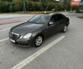 Серый Мерседес Е-Класс, объемом двигателя 2.1 л и пробегом 378 тыс. км за 11000 $, фото 1 на Automoto.ua