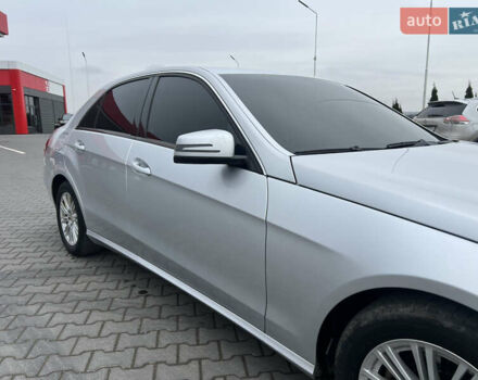Сірий Мерседес Е-Клас, об'ємом двигуна 2.2 л та пробігом 380 тис. км за 9900 $, фото 11 на Automoto.ua