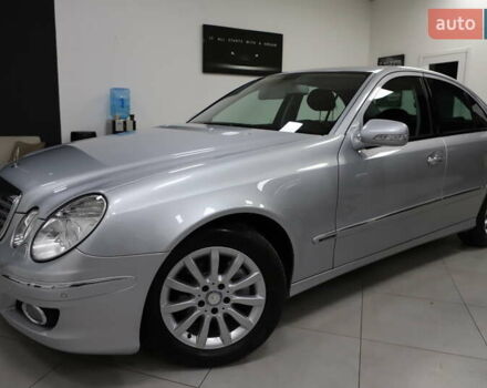 Сірий Мерседес Е-Клас, об'ємом двигуна 2.2 л та пробігом 194 тис. км за 14899 $, фото 28 на Automoto.ua