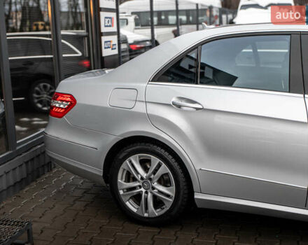 Серый Мерседес Е-Класс, объемом двигателя 3.5 л и пробегом 139 тыс. км за 15500 $, фото 50 на Automoto.ua