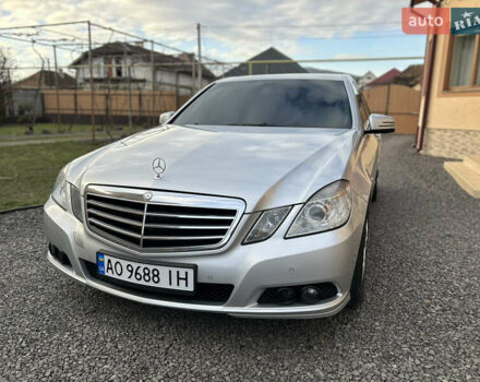 Сірий Мерседес Е-Клас, об'ємом двигуна 2.2 л та пробігом 281 тис. км за 11750 $, фото 1 на Automoto.ua