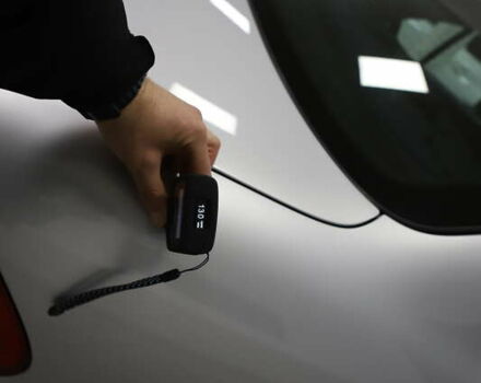 Сірий Мерседес Е-Клас, об'ємом двигуна 2.2 л та пробігом 194 тис. км за 14899 $, фото 118 на Automoto.ua