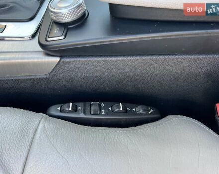 Серый Мерседес Е-Класс, объемом двигателя 2.14 л и пробегом 303 тыс. км за 16300 $, фото 44 на Automoto.ua