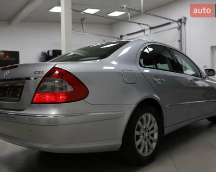 Сірий Мерседес Е-Клас, об'ємом двигуна 2.2 л та пробігом 194 тис. км за 14899 $, фото 17 на Automoto.ua