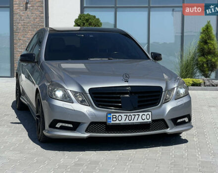 Серый Мерседес Е-Класс, объемом двигателя 2.14 л и пробегом 303 тыс. км за 16300 $, фото 8 на Automoto.ua